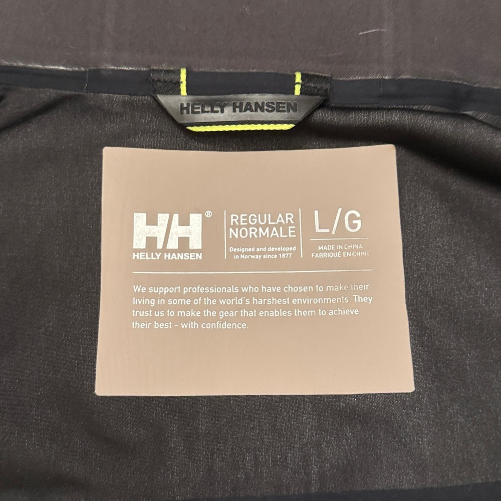Helly Hansen Hooded Softshell Jacket - Taupe Gray. Women’s L - Picture 3 of 6